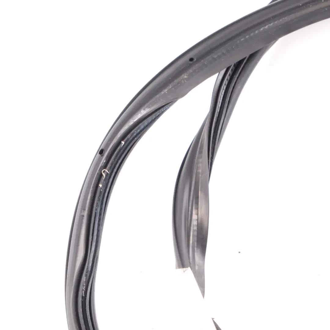 Mercedes CLS W218 Tailgate Seal Boot Trunk Lid Gasket Sealing Strip - SKU A2187500198 - Part number A2187500198