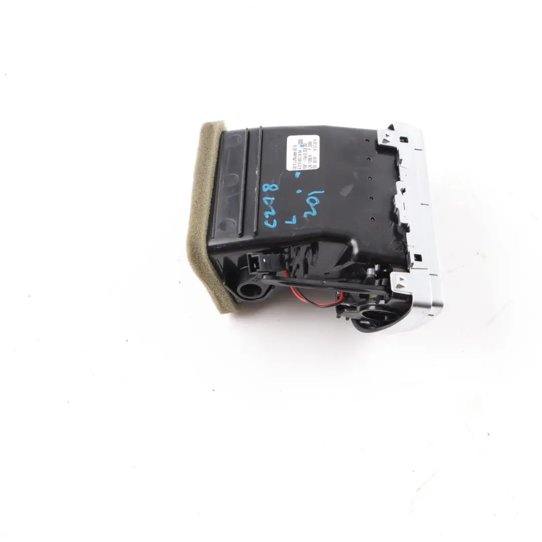 W218 Rejilla ventilación salpicadero Boquilla izquierda para Mercedes CLS con número de pieza A2188300954 Mercedes CLS W218 Rejilla ventilación salpicadero Boquilla izquierda - SKU A2188300954 - Número de pieza A2188300954