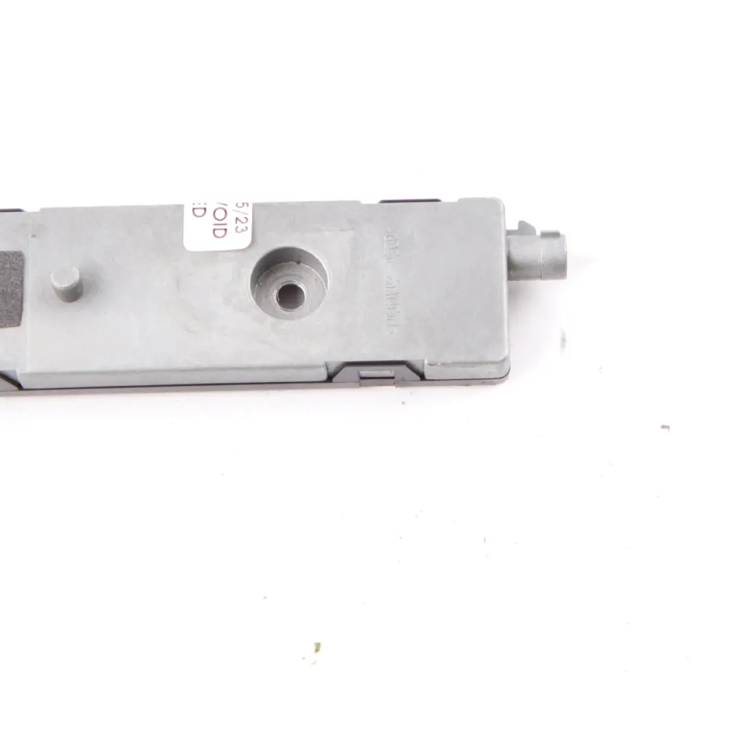 Mercedes CLS W218 Antenna Amplifier Aerial Module Rear Right O/S - SKU A2189055101 - Part number A2189055101