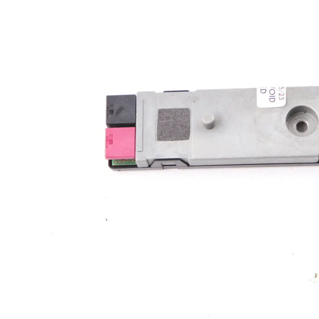 W218 Antenna Amplifier Aerial Module Rear Right O/S to Mercedes CLS with Part number A2189055101 Mercedes CLS W218 Antenna Amplifier Aerial Module Rear Right O/S - SKU A2189055101 - Part number A2189055101