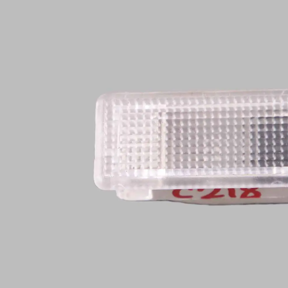 W218 Puerta Luz Interior Lámpara Delantera Izquierda Derecha para Mercedes W205 con número de pieza A2189060035 Mercedes W205 W218 Puerta Luz Interior Lámpara Delantera Izquierda Derecha - SKU A2189060035 - Número de pieza A2189060035