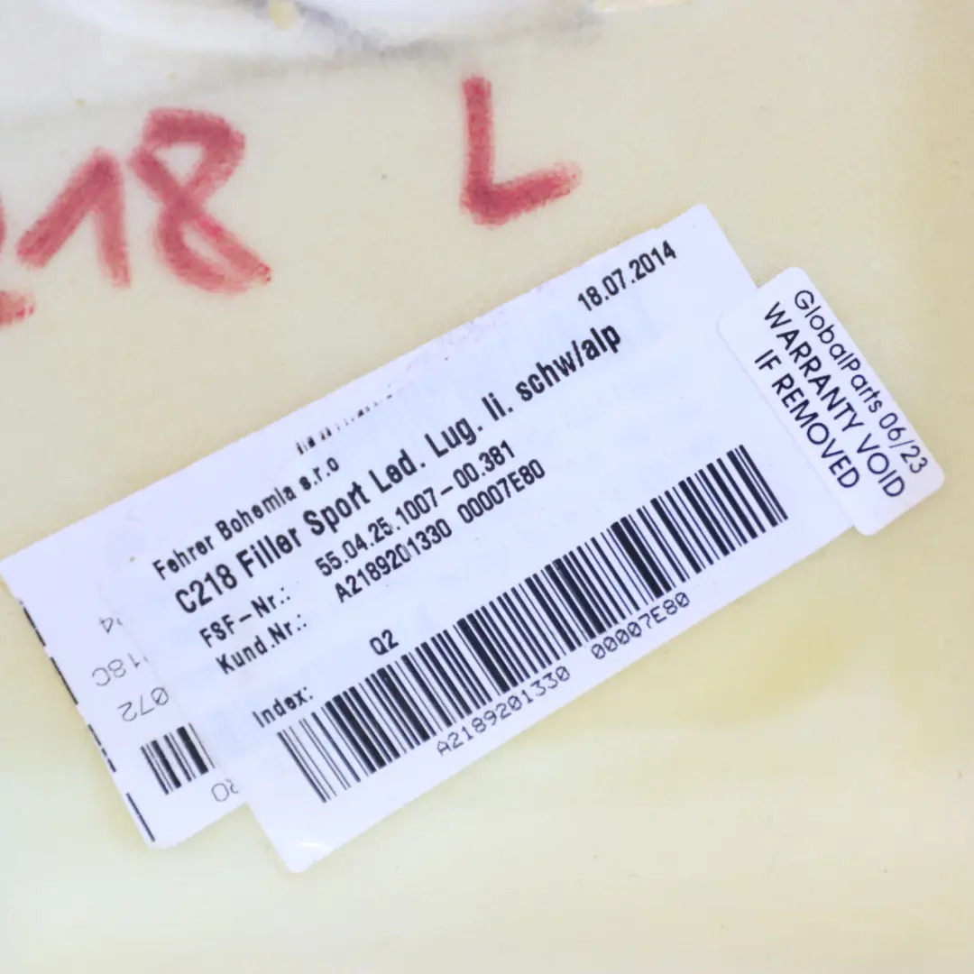 Seitenverkleidung Mercedes W218 Rücksitz links Finisher Leder für mit Teilenummer A2189201330 Seitenverkleidung Mercedes W218 Rücksitz links Finisher Leder - SKU A2189201330 - Teilenummer A2189201330