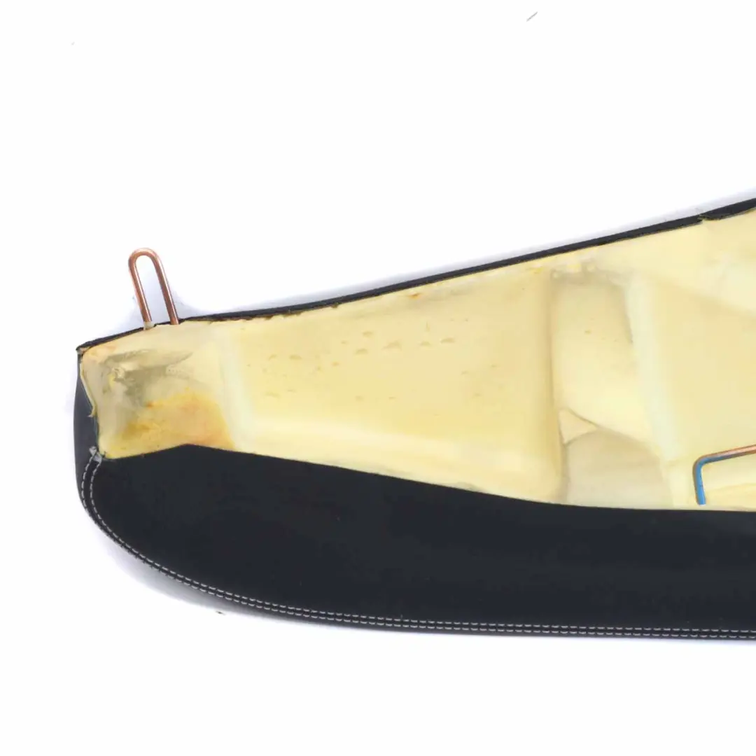 Mercedes W218 Panneau latéral Siège arrière gauche Finisher Leather - SKU A2189201330 - Numéro de pièce A2189201330
