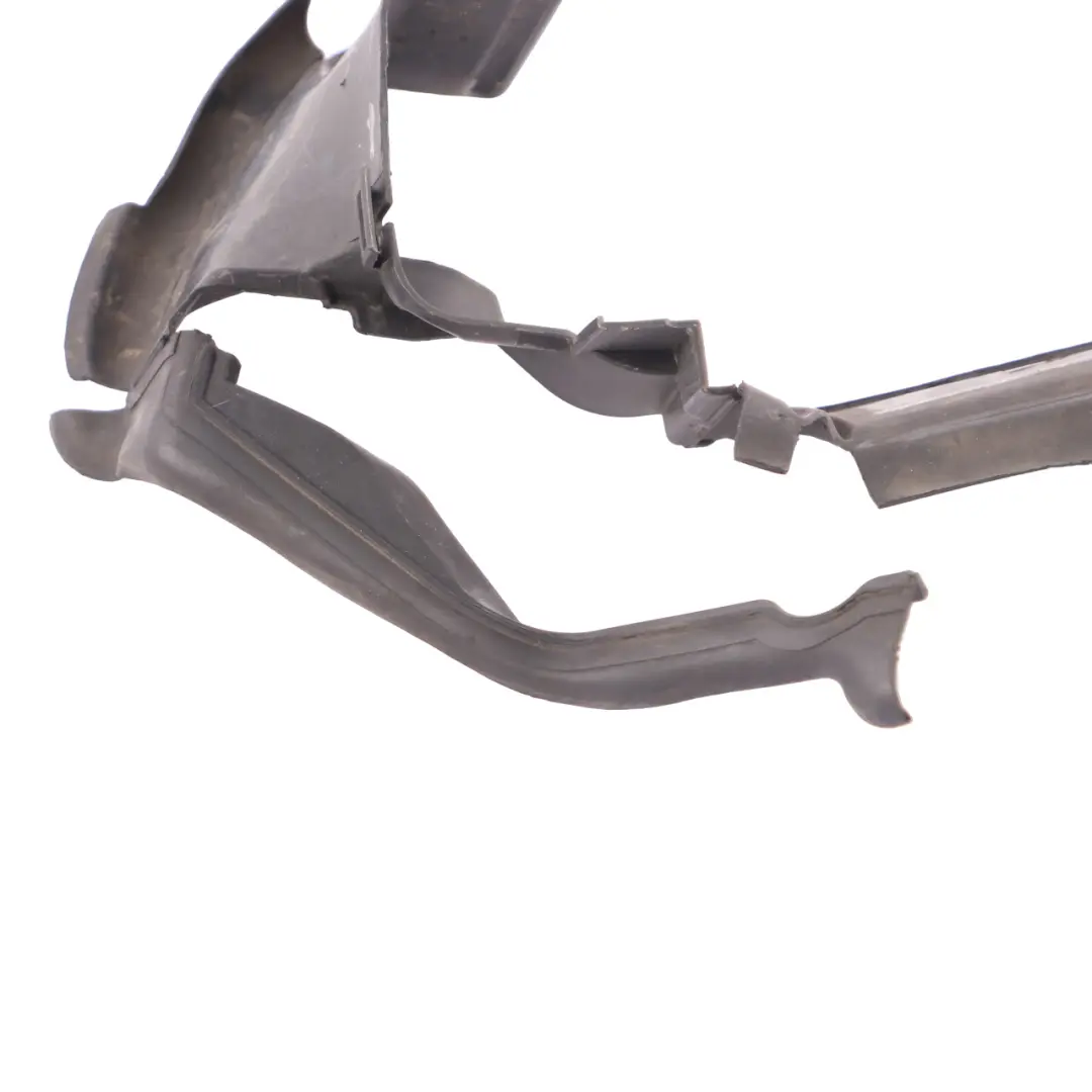 Radiateur Intercooler Guide d'air Canal canalisation pour Mercedes C219 à propos du numéro de pièce A2195000516 Mercedes C219 Radiateur Intercooler Guide d'air Canal canalisation - SKU A2195000516 - Numéro de pièce A2195000516