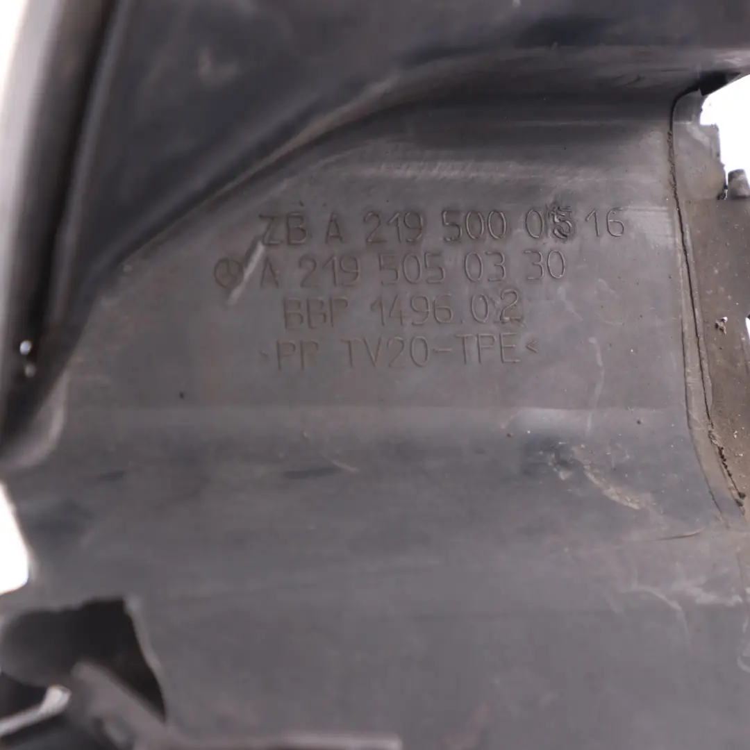 Kühler Zwischenkühler Luftführung Kanal für Mercedes C219 mit Teilenummer A2195000516 Mercedes C219 Kühler Zwischenkühler Luftführung Kanal - SKU A2195000516 - Teilenummer A2195000516