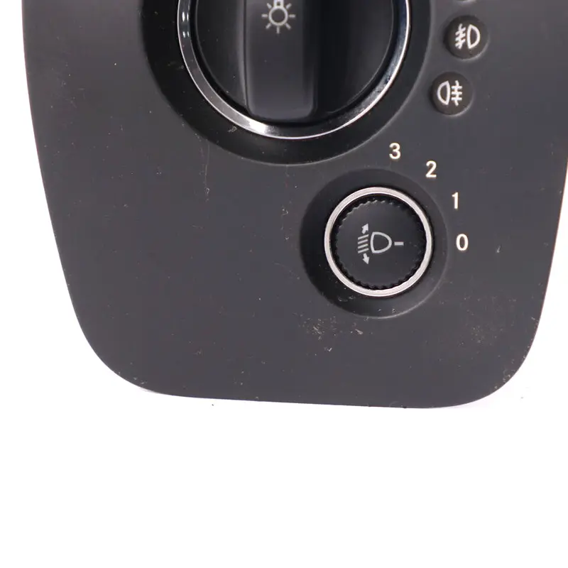 Faro Fendinebbia Unità Controllo Pannello Interruttore per Mercedes C219 con numero di parte A2195450604 Mercedes C219 Faro Fendinebbia Unità Controllo Pannello Interruttore - SKU A2195450604 - Numero di parte A2195450604