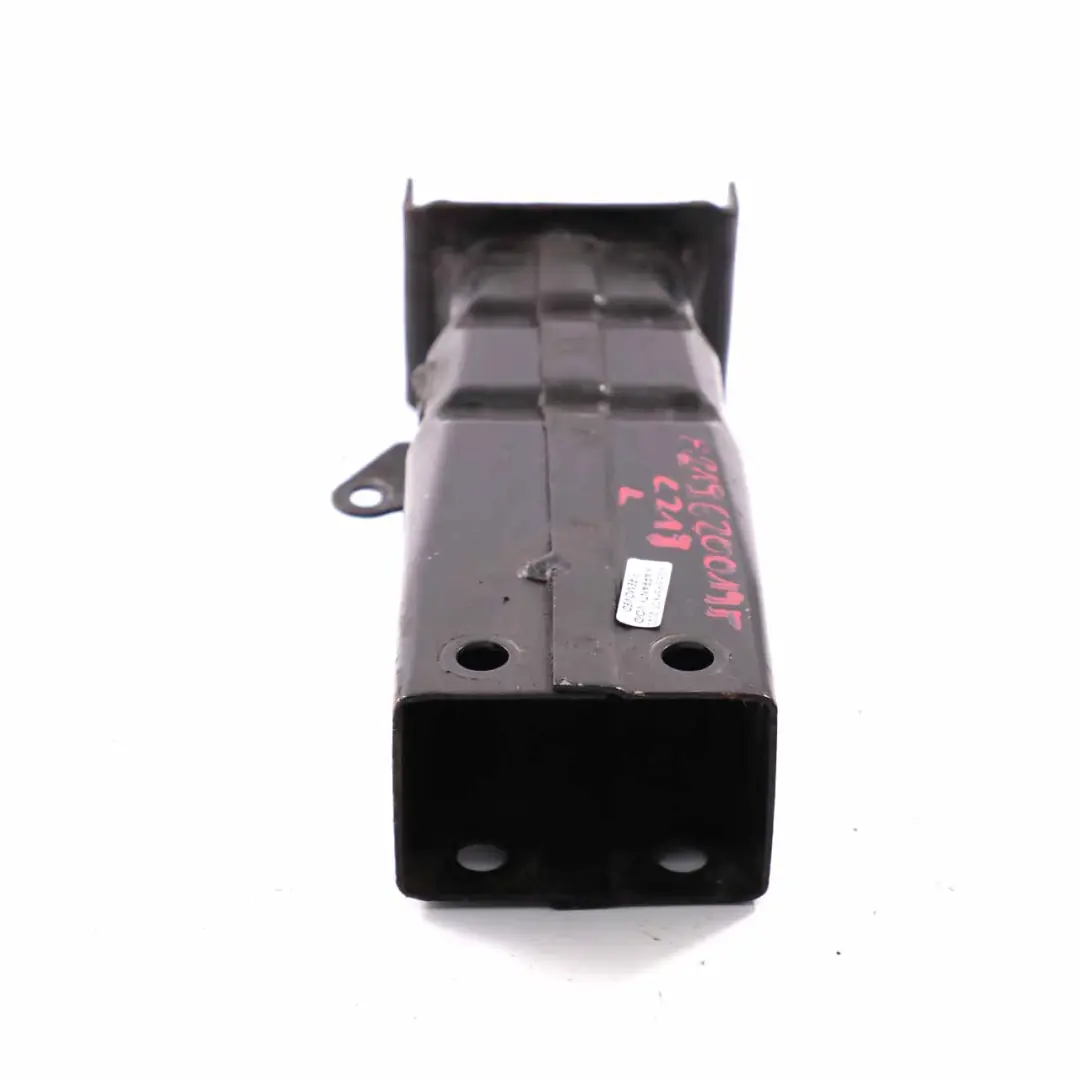Mercedes CLS W219 Parachoques delantero izquierdo Soporte - SKU A2196200195 - Número de pieza A2196200195