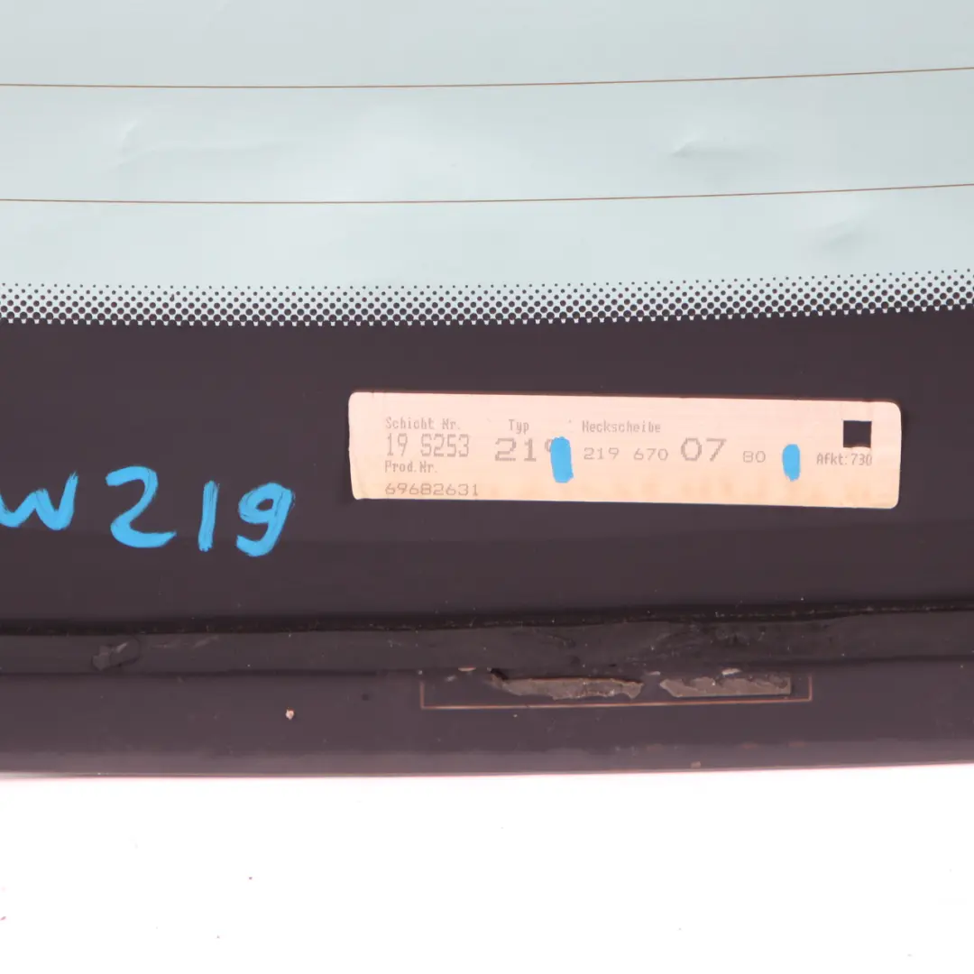 Szyba Tył Tylna Szkło Okno AS2 do Mercedes CLS C219 o numerze A2196700780 Mercedes CLS C219 Szyba Tył Tylna Szkło Okno AS2 - SKU A2196700780 - Numer Części A2196700780