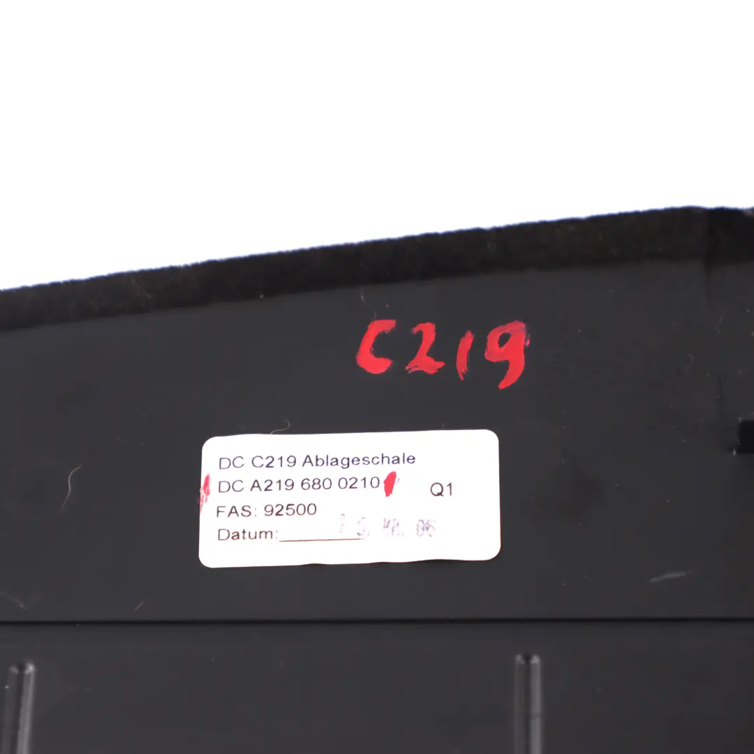 W219 Console centrale Portamonete Vassoio Tasca per Mercedes CLS con numero di parte A2196800210 Mercedes CLS W219 Console centrale Portamonete Vassoio Tasca - SKU A2196800210 - Numero di parte A2196800210