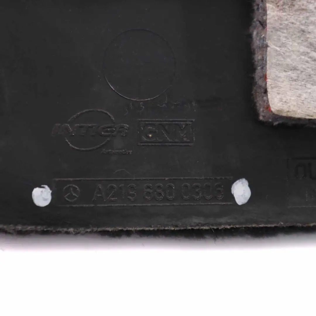 W219 Baule Bagagliaio Sinistra Rivestimento Laterale per Mercedes con numero di parte A2196800306 Mercedes W219 Baule Bagagliaio Sinistra Rivestimento Laterale - SKU A2196800306-1 - Numero di parte A2196800306