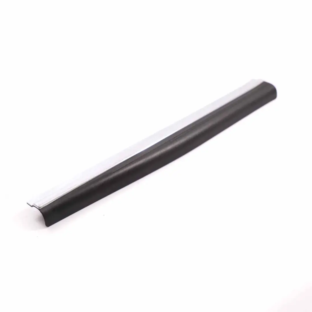 W219 Seuil Avant Droite Garniture du couvercle pour Mercedes à propos du numéro de pièce A2196800635 Mercedes W219 Seuil Avant Droite Garniture du couvercle - SKU A2196800635 - Numéro de pièce A2196800635