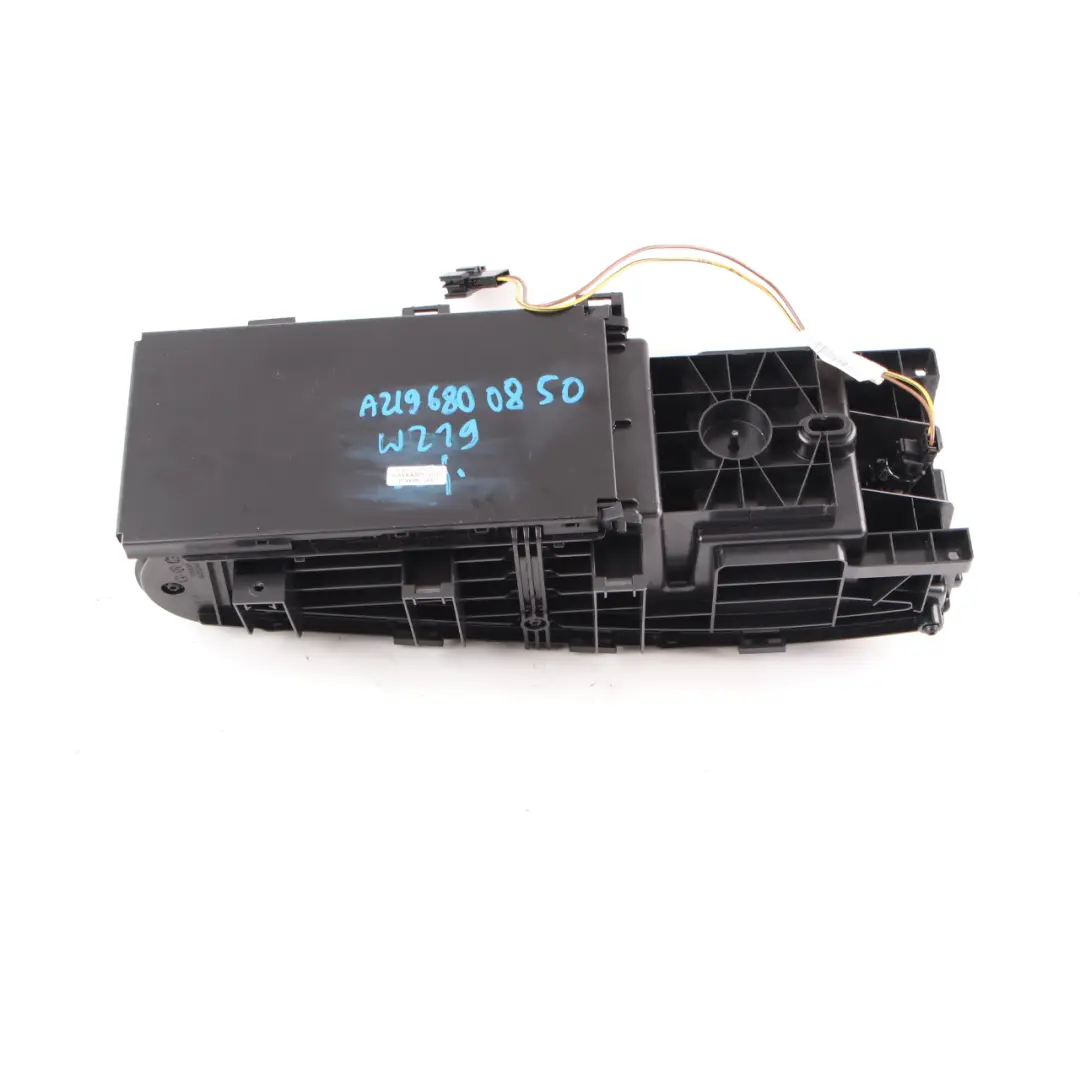 Funktionsträger Schaltzentrum Mittelkonsole Grau 7045876 für BMW Z4 E85 mit Teilenummer A2196800850 BMW Z4 E85 Funktionsträger Schaltzentrum Mittelkonsole Grau 7045876 - SKU A2196800850 - Teilenummer A2196800850
