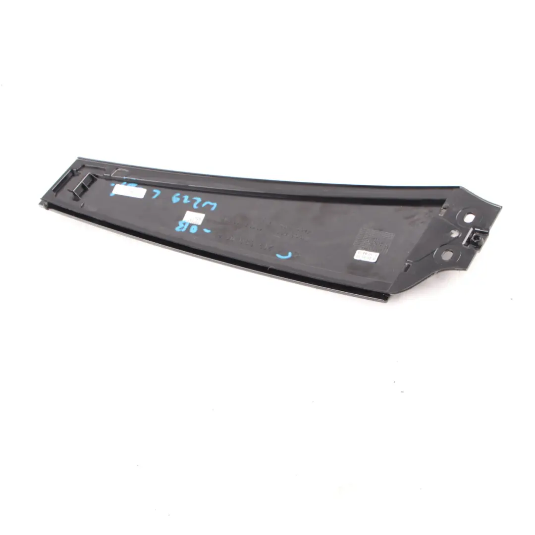 Mercedes CLS W219 Cache montant porte gauche Garniture brillance - SKU A2196900187 - Numéro de pièce A2196900187