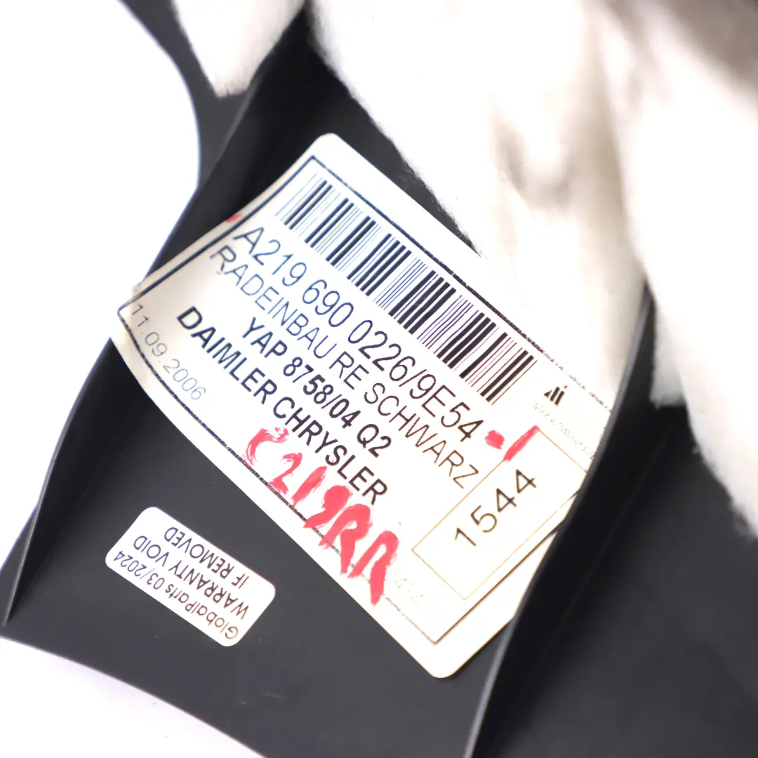 Mercedes W219 Osłona Słupka Tył Prawa - SKU A2196900226-1 - Numer Części A2196900226