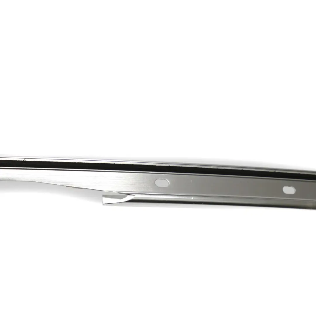 W219 Techo Rail Strip Derecha Listón de remate de moldura Cromo para Mercedes con número de pieza A2196900239 Mercedes W219 Techo Rail Strip Derecha Listón de remate de moldura Cromo - SKU A2196900239 - Número de pieza A2196900239