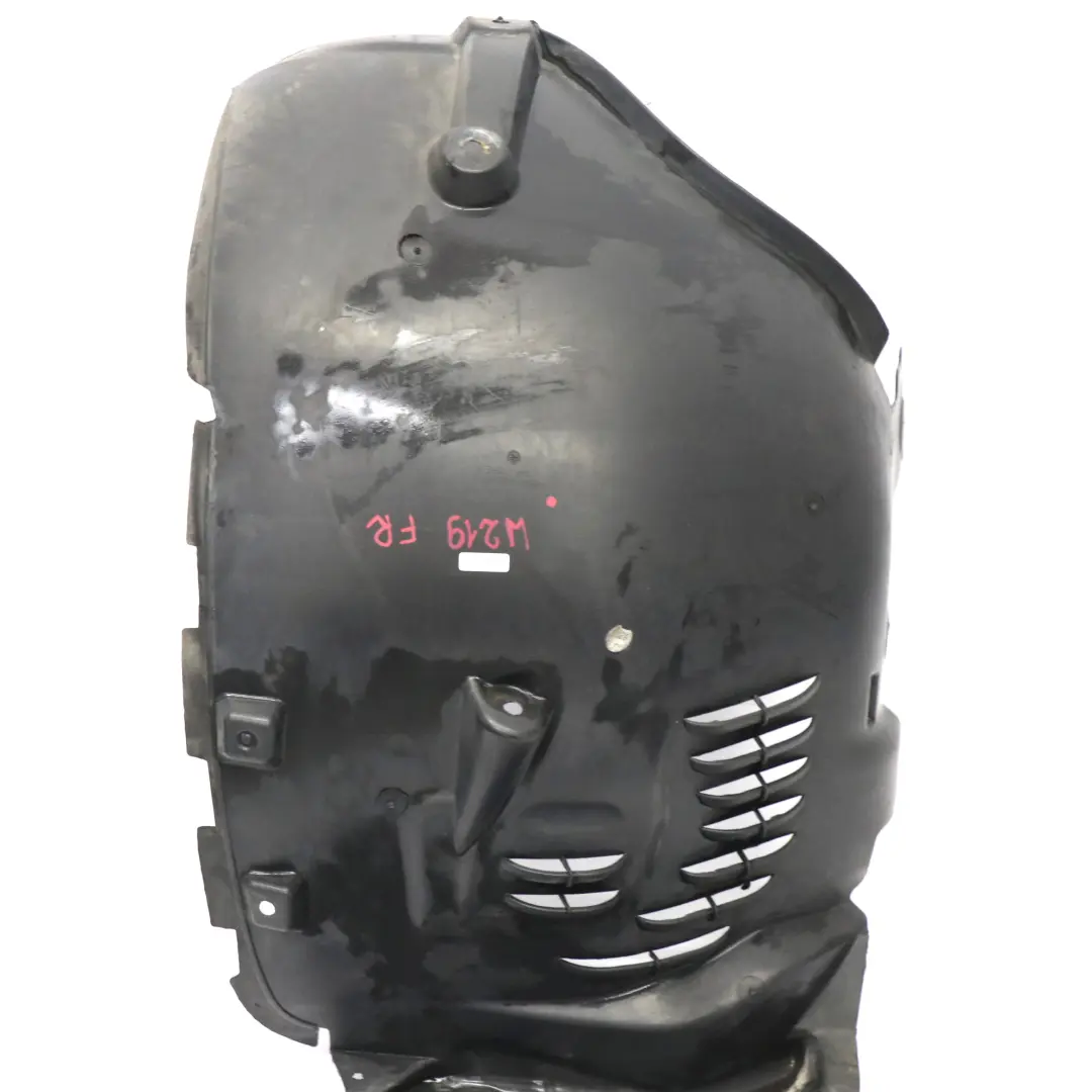 enjoliveur passage roue avant droit section avant pour Mercedes CLS C219 à propos du numéro de pièce A2196901030 Mercedes CLS C219 enjoliveur passage roue avant droit section avant - SKU A2196901030 - Numéro de pièce A2196901030