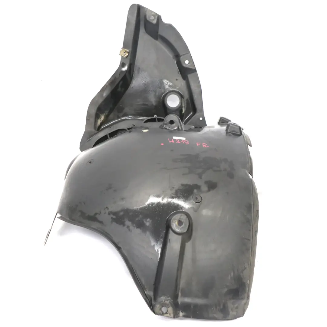 Copricerchio anteriore destro Sezione anteriore per Mercedes CLS C219 con numero di parte A2196901030 Mercedes CLS C219 Copricerchio anteriore destro Sezione anteriore - SKU A2196901030 - Numero di parte A2196901030