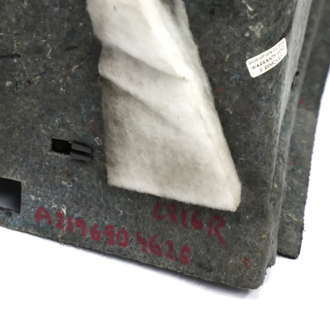 W219 Kofferraum seitliche Verkleidung Abdeckung Droite für Mercedes mit Teilenummer A2196904626 Mercedes W219 Kofferraum seitliche Verkleidung Abdeckung Droite - SKU A2196904626 - Teilenummer A2196904626