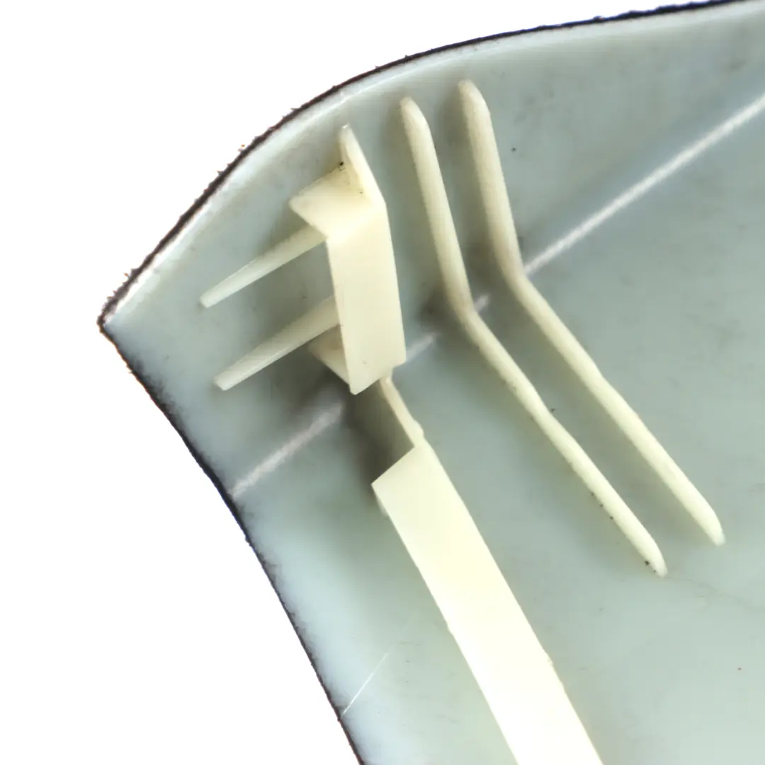 Poszycie Osłona Słupka B Prawe Czarne do Mercedes C219 o numerze A2196906625 Mercedes C219 Poszycie Osłona Słupka B Prawe Czarne - SKU A2196906625 - Numer Części A2196906625