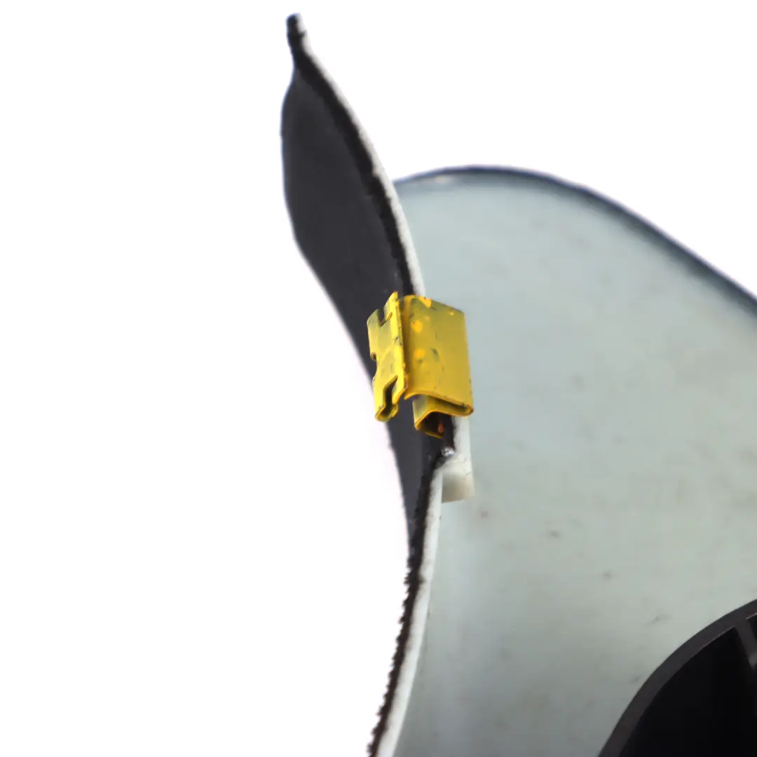 Panel Mercedes C219 Columna B Pilar Recorte Derecho Tapa Negro para con número de pieza A2196906625 Panel Mercedes C219 Columna B Pilar Recorte Derecho Tapa Negro - SKU A2196906625 - Número de pieza A2196906625