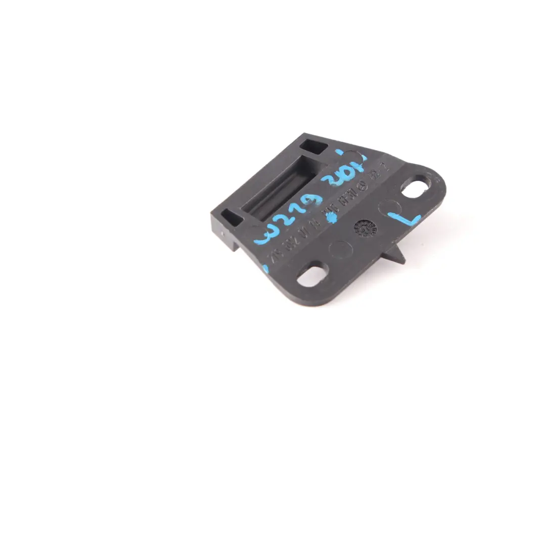 W219 B-Säule Verkleidung Abdeckung Halterung links für Mercedes CLS mit Teilenummer A2196920114 Mercedes CLS W219 B-Säule Verkleidung Abdeckung Halterung links - SKU A2196920114 - Teilenummer A2196920114