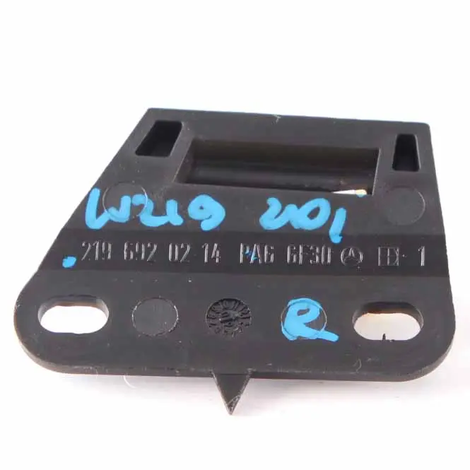 W219 B Pilar Embellecedor Tapa Soporte Derecho para Mercedes CLS con número de pieza A2196920214 Mercedes CLS W219 B Pilar Embellecedor Tapa Soporte Derecho - SKU A2196920214 - Número de pieza A2196920214