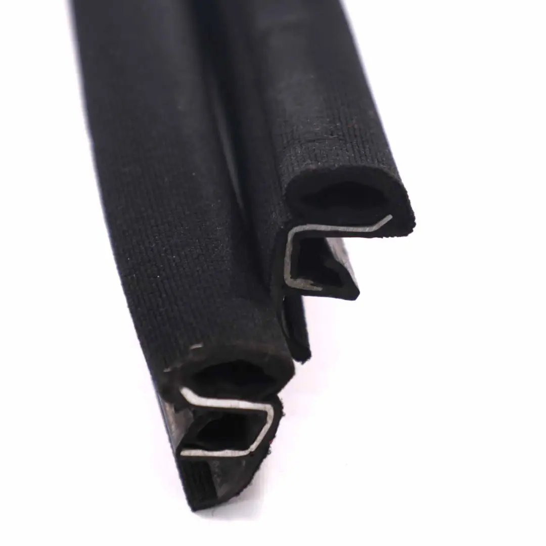 W219 Joint Porte Arrière Gauche Droite Joint de Bordure pour Mercedes CLS à propos du numéro de pièce A2196970351 Mercedes CLS W219 Joint Porte Arrière Gauche Droite Joint de Bordure - SKU A2196970351-1 - Numéro de pièce A2196970351