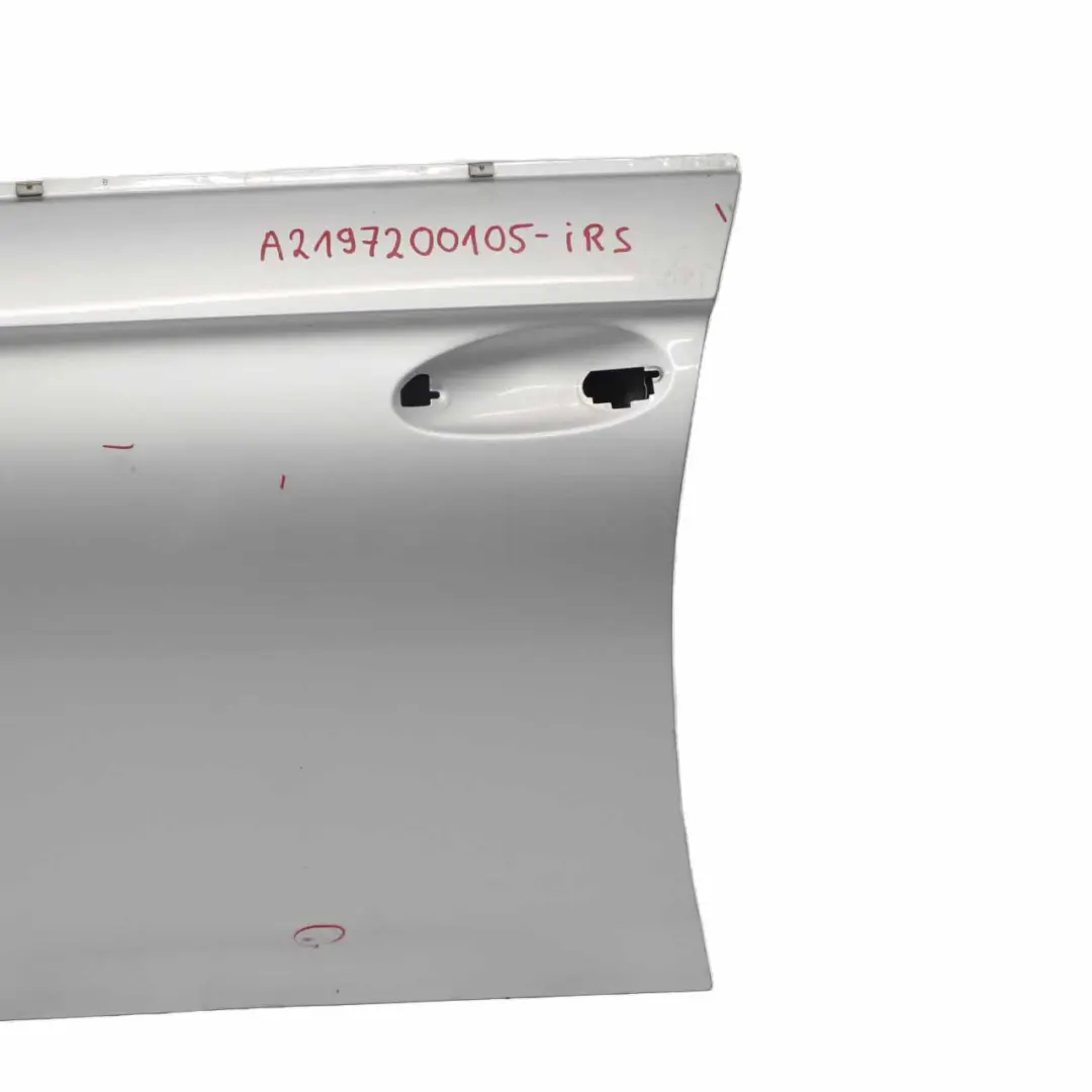 W219 CLS Porte Avant Gauche Argent Iridium Métallisé - 775 pour Mercedes à propos du numéro de pièce A2197200105 Mercedes W219 CLS Porte Avant Gauche Argent Iridium Métallisé - 775 - SKU A2197200105-IRS - Numéro de pièce A2197200105