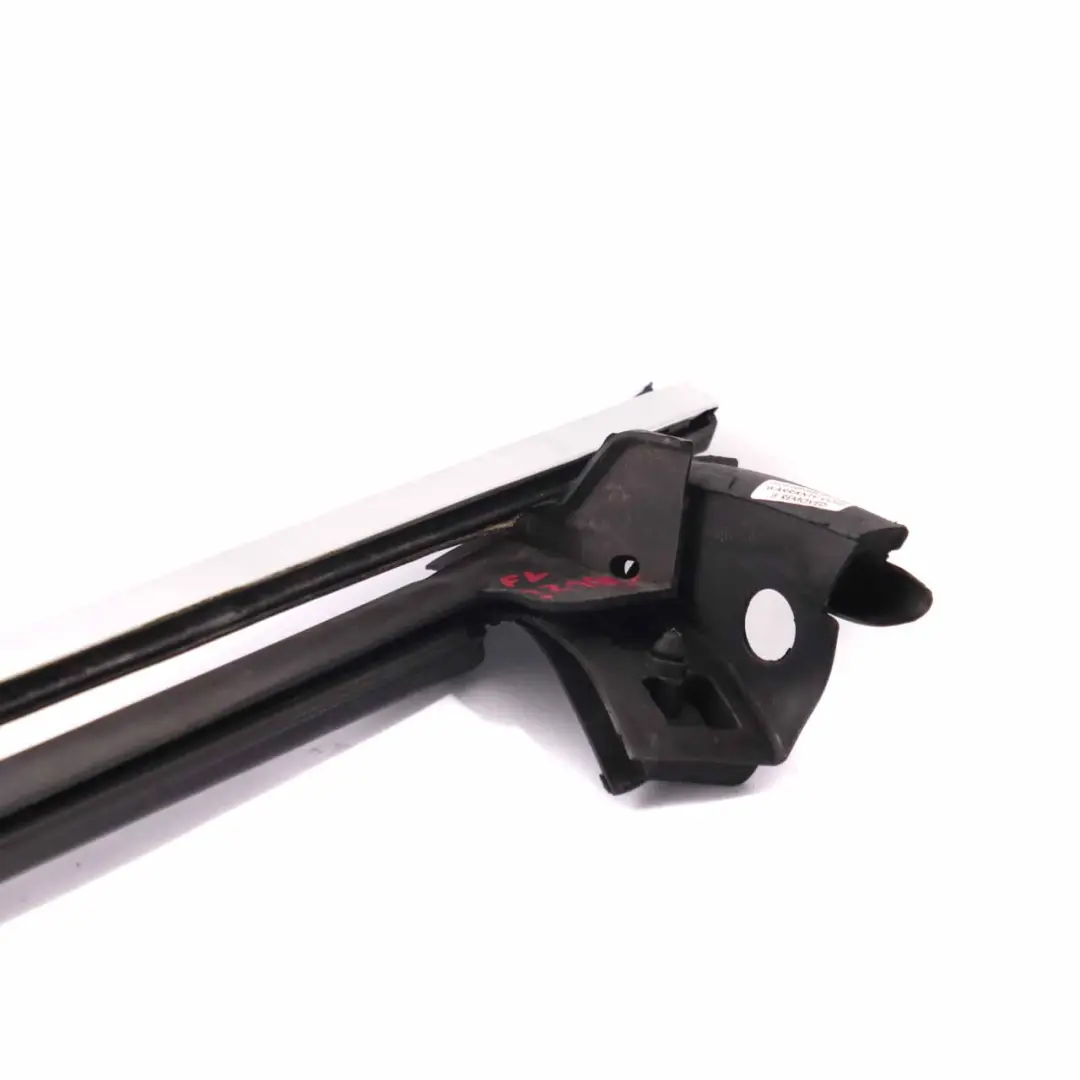 W219 Fenster dichtung Tür vorne links Zierleiste Chrom A2197250565 für Mercedes CLS mit Teilenummer A2197200124 Mercedes CLS W219 Fenster dichtung Tür vorne links Zierleiste Chrom A2197250565 - SKU A2197200124 - Teilenummer A2197200124