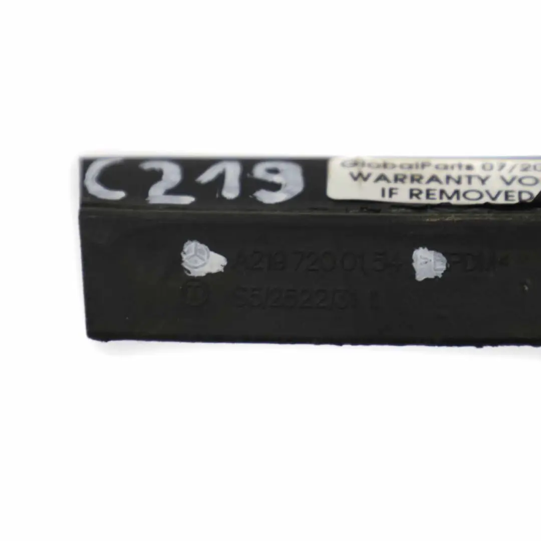 Mercedes C219 Guarnizione finestrino porta anteriore sinistra Guida - SKU A2197200154 - Numero di parte A2197200154