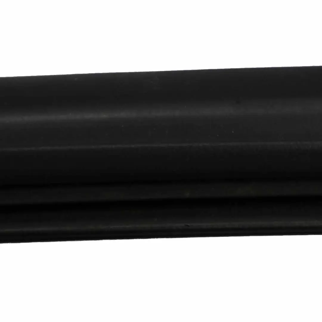 Mercedes C219 Joint vitre porte avant droite Joint cadre guidage - SKU A2197200254 - Numéro de pièce A2197200254