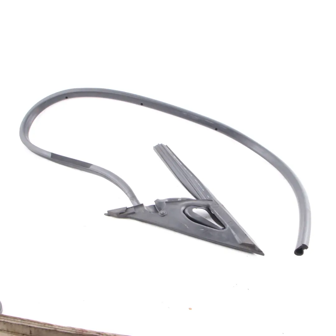 W219 tenuta anteriore destra telaio della porta guarnizione per Mercedes con numero di parte A2197200678 Mercedes W219 tenuta anteriore destra telaio della porta guarnizione - SKU A2197200678 - Numero di parte A2197200678