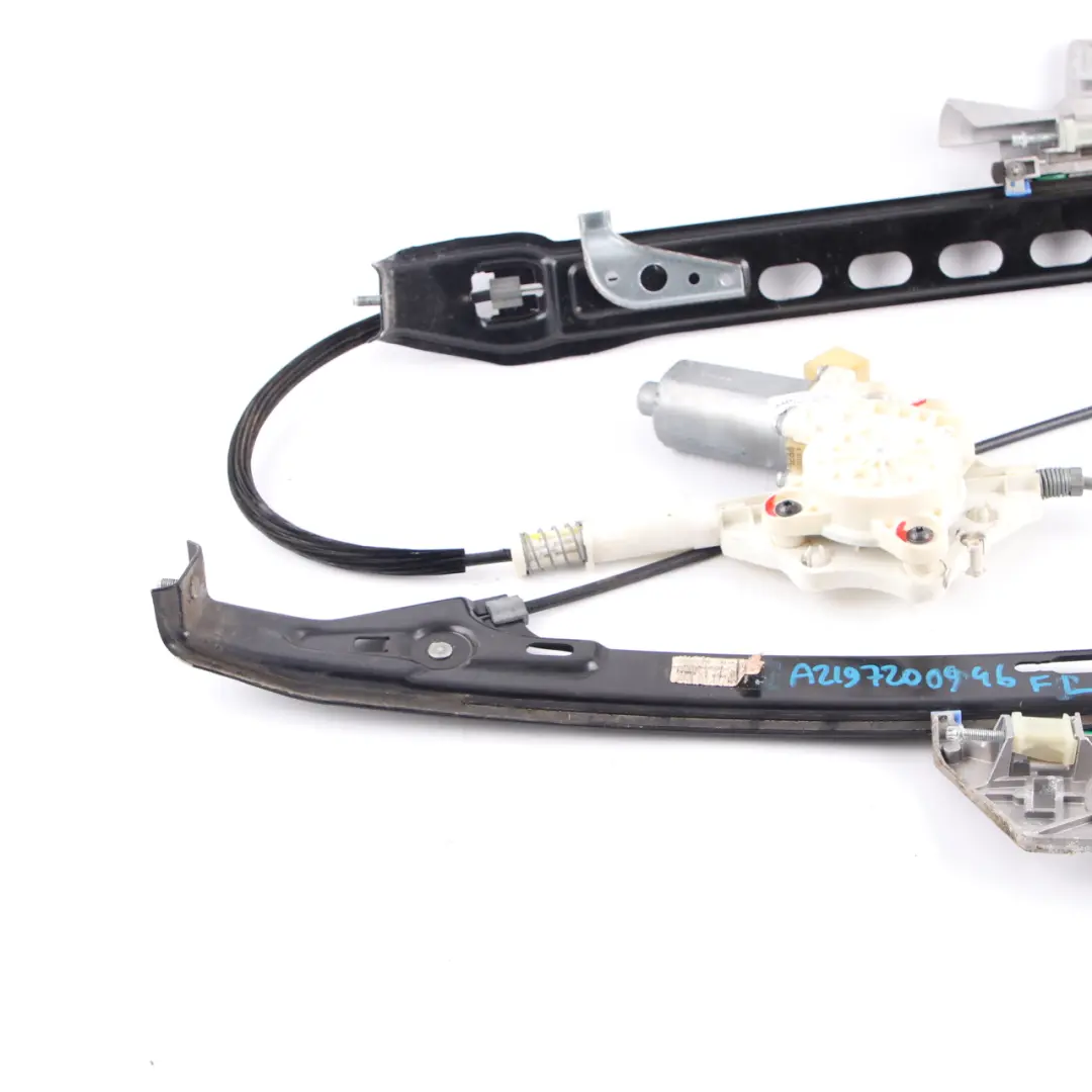 Mercedes CLS W219 Moteur Lève-Vitre Porte Avant Gauche - SKU A2197200946-1 - Numéro de pièce A2197200946