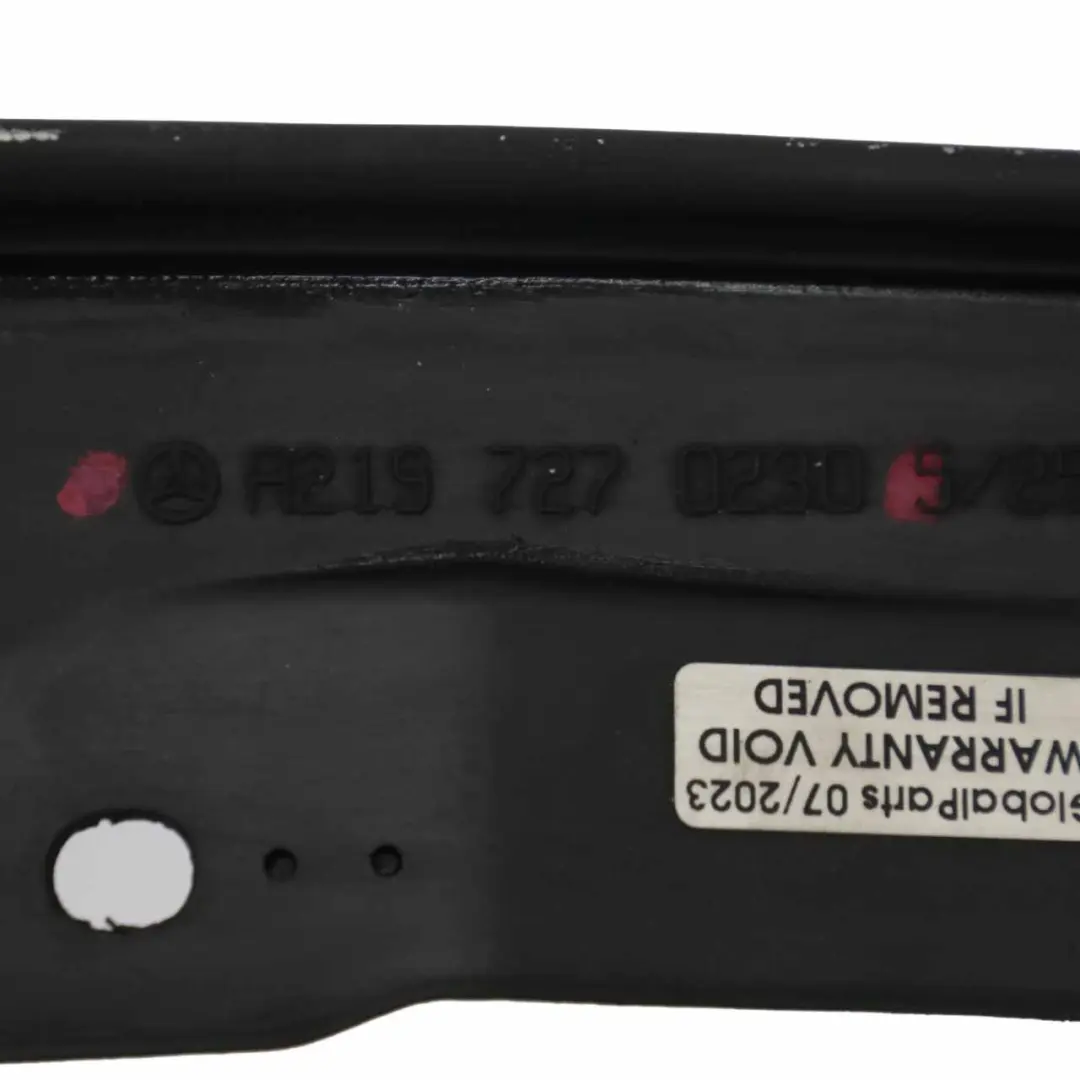 Joint d'étanchéité de porte avant droite pour Mercedes C219 à propos du numéro de pièce A2197270230 Mercedes C219 Joint d'étanchéité de porte avant droite - SKU A2197270230 - Numéro de pièce A2197270230