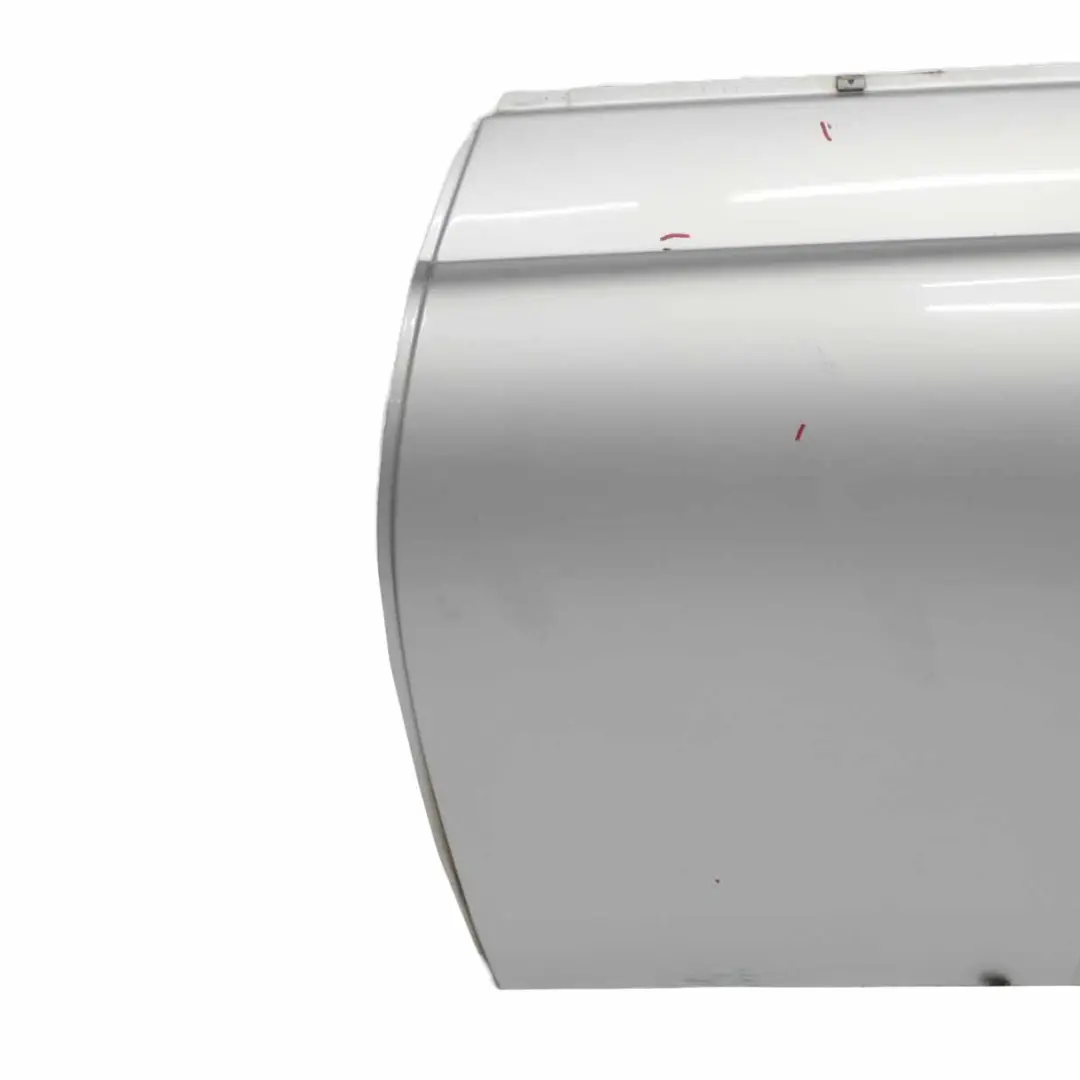 W219 CLS Puerta Trasera Izquierda Plata Iridium Metalizado - 775 para Mercedes con número de pieza A2197200105 Mercedes W219 CLS Puerta Trasera Izquierda Plata Iridium Metalizado - 775 - SKU A2197300105-IRS - Número de pieza A2197200105