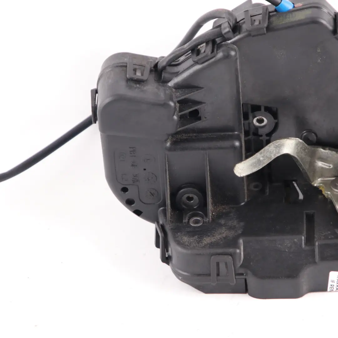 W219 Actuador motor pestillo puerta trasera izquierda para Mercedes CLS con número de pieza A2197300135 Mercedes CLS W219 Actuador motor pestillo puerta trasera izquierda - SKU A2197300135 - Número de pieza A2197300135