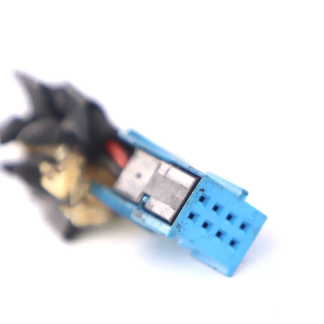 W219 Türverriegelung Motor Aktuator hinten rechts für Mercedes CLS mit Teilenummer A2197300235 Mercedes CLS W219 Türverriegelung Motor Aktuator hinten rechts - SKU A2197300235 - Teilenummer A2197300235