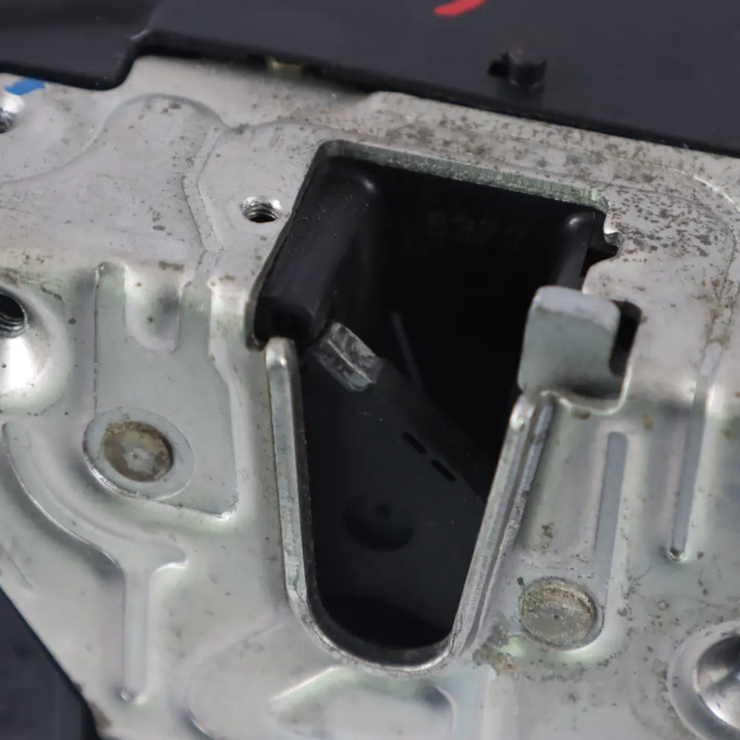 Mercedes CLS W219 Actuador motor pestillo puerta trasera derecha - SKU A2197300235 - Número de pieza A2197300235