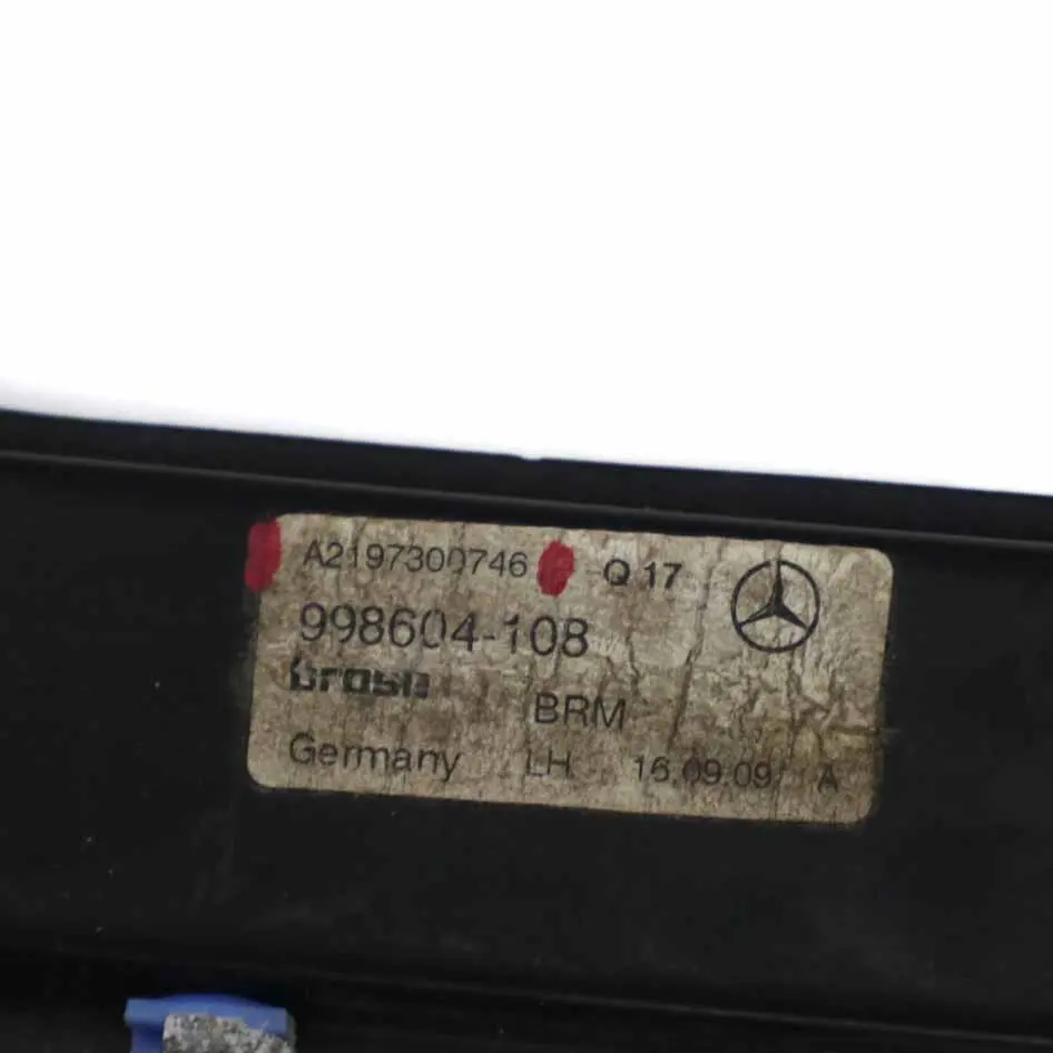 Lève Vitre Arrière Gauche Régulateur De Vitre électrique pour Mercedes C219 à propos du numéro de pièce A2197300746 Mercedes C219 Lève Vitre Arrière Gauche Régulateur De Vitre électrique - SKU A2197300746 - Numéro de pièce A2197300746