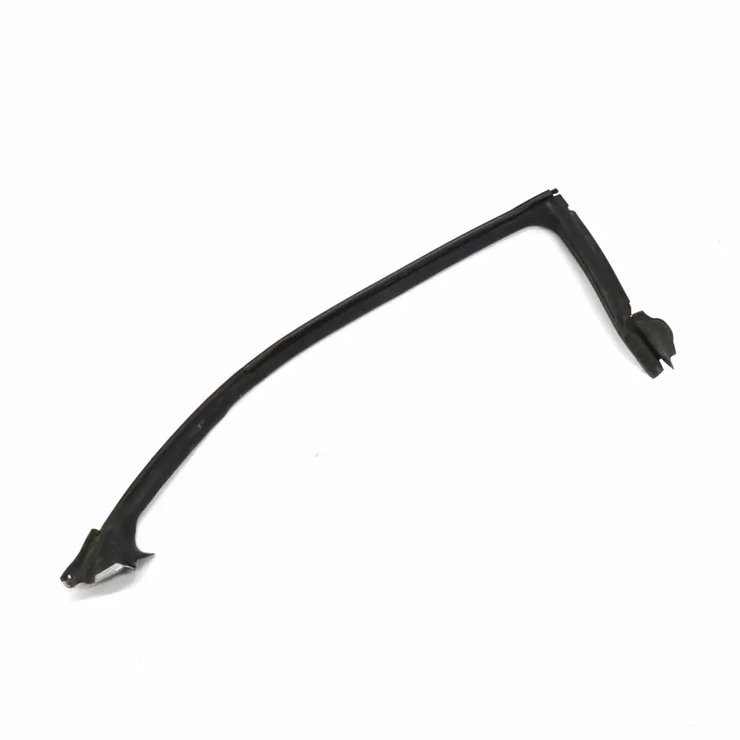 Guarnizione finestrino porta posteriore destra Guida per Mercedes C219 con numero di parte A2197300878 Mercedes C219 Guarnizione finestrino porta posteriore destra Guida - SKU A2197300878 - Numero di parte A2197300878