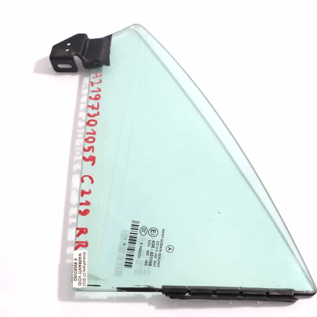 Vitrage Porte Arrière Droite Quartier Vert AS2 pour Mercedes C219 à propos du numéro de pièce A2197301055 Mercedes C219 Vitrage Porte Arrière Droite Quartier Vert AS2 - SKU A2197301055 - Numéro de pièce A2197301055