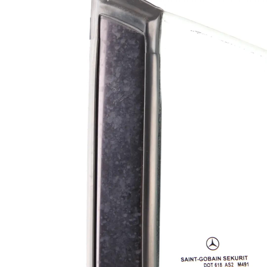 Mercedes CLS W219 Vitre de la porte arrière gauche côté quartier AS2 A2197300955 - SKU A2197301555 - Numéro de pièce A2197301555