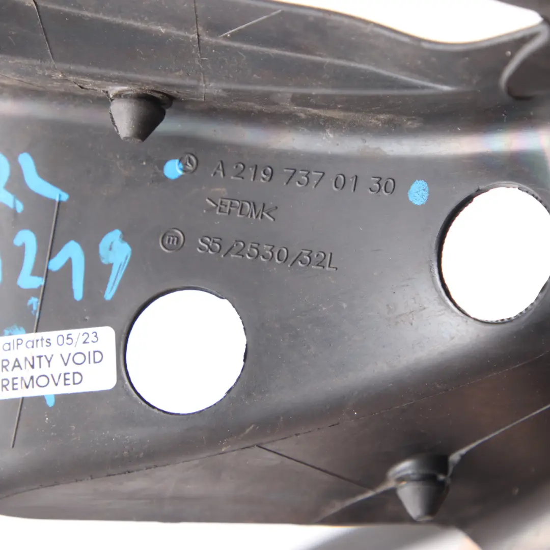  Joint vitre Mercedes W221 V221 Porte Arrière gauche d'étanchéité A2217310680 - SKU A2197370130 - Numéro de pièce A2197370130