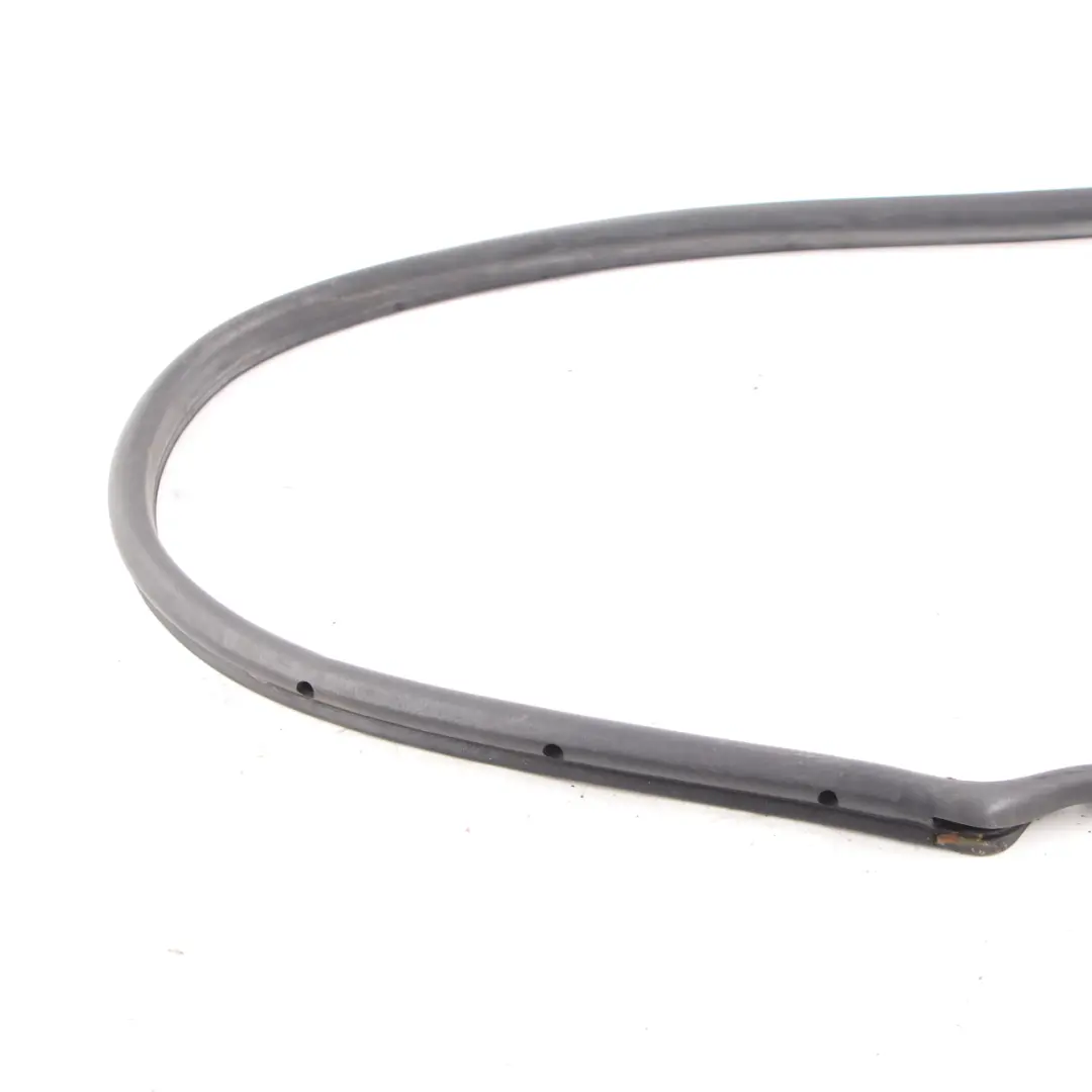  Guarnizione finestrino Mercedes W221 V221 Guida lunga porta posteriore sinistra - SKU A2197370130 - Numero di parte A2197370130