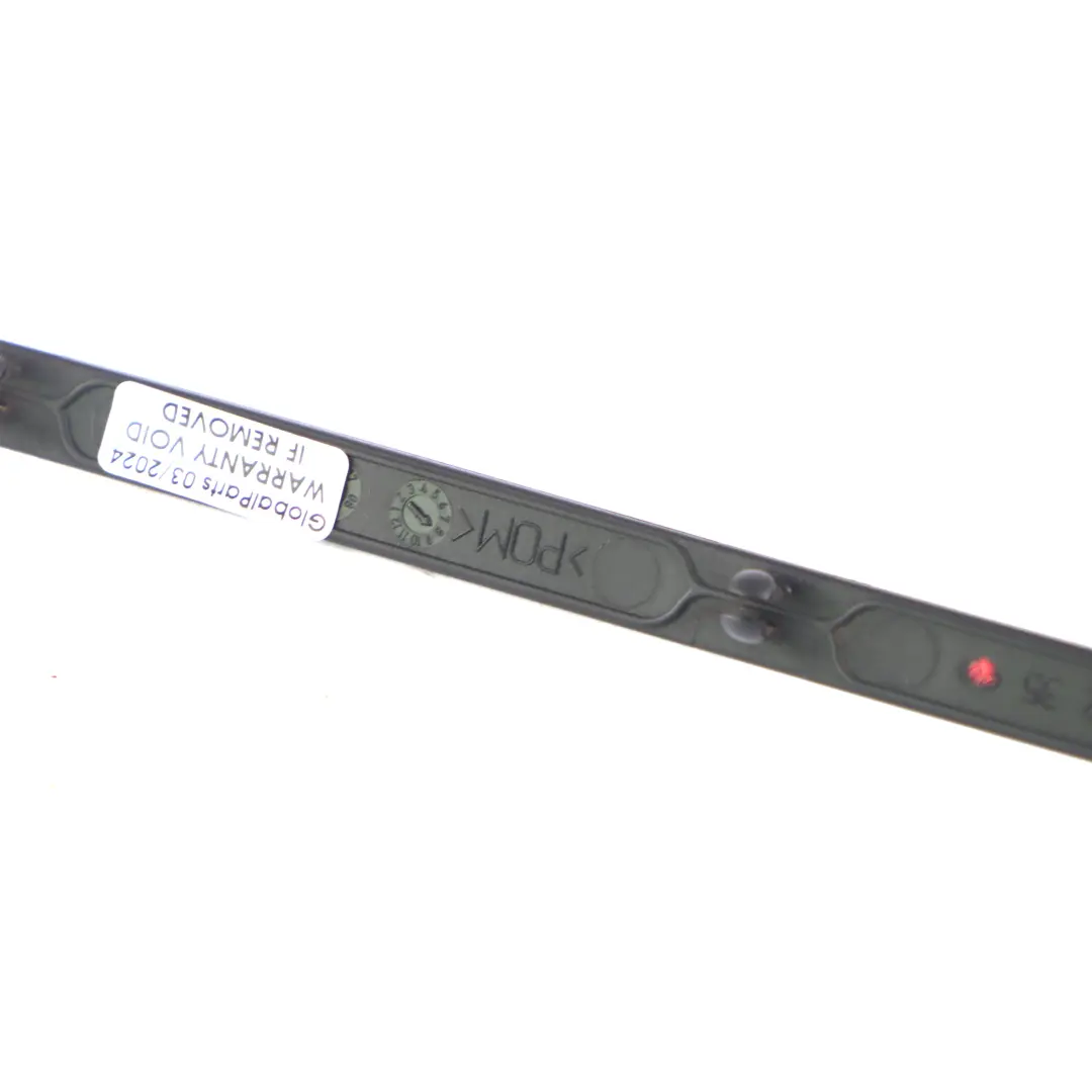  Rail Mercedes C219 Bande de joint guidage des portes arrière droites - SKU A2197370235 - Numéro de pièce A2197370235
