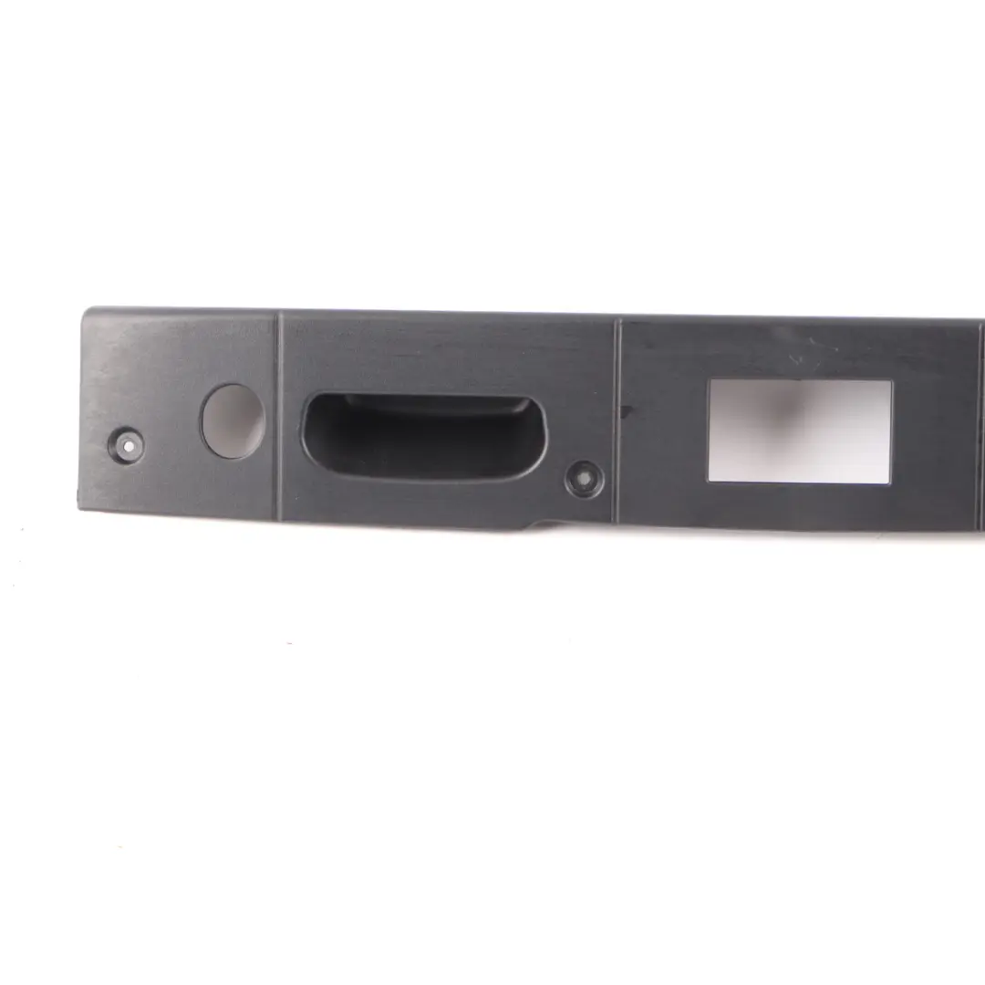 W219 Empuñadura maletero Panel embellecedor portón trasero para Mercedes con número de pieza A2197500193 Mercedes W219 Empuñadura maletero Panel embellecedor portón trasero - SKU A2197500193 - Número de pieza A2197500193