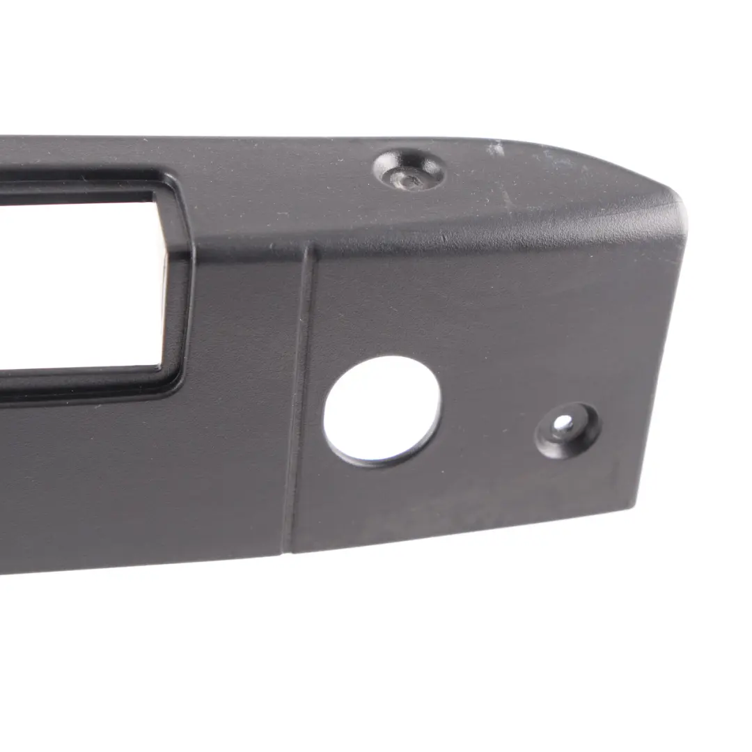 W219 Empuñadura maletero Panel embellecedor portón trasero para Mercedes con número de pieza A2197500193 Mercedes W219 Empuñadura maletero Panel embellecedor portón trasero - SKU A2197500193 - Número de pieza A2197500193