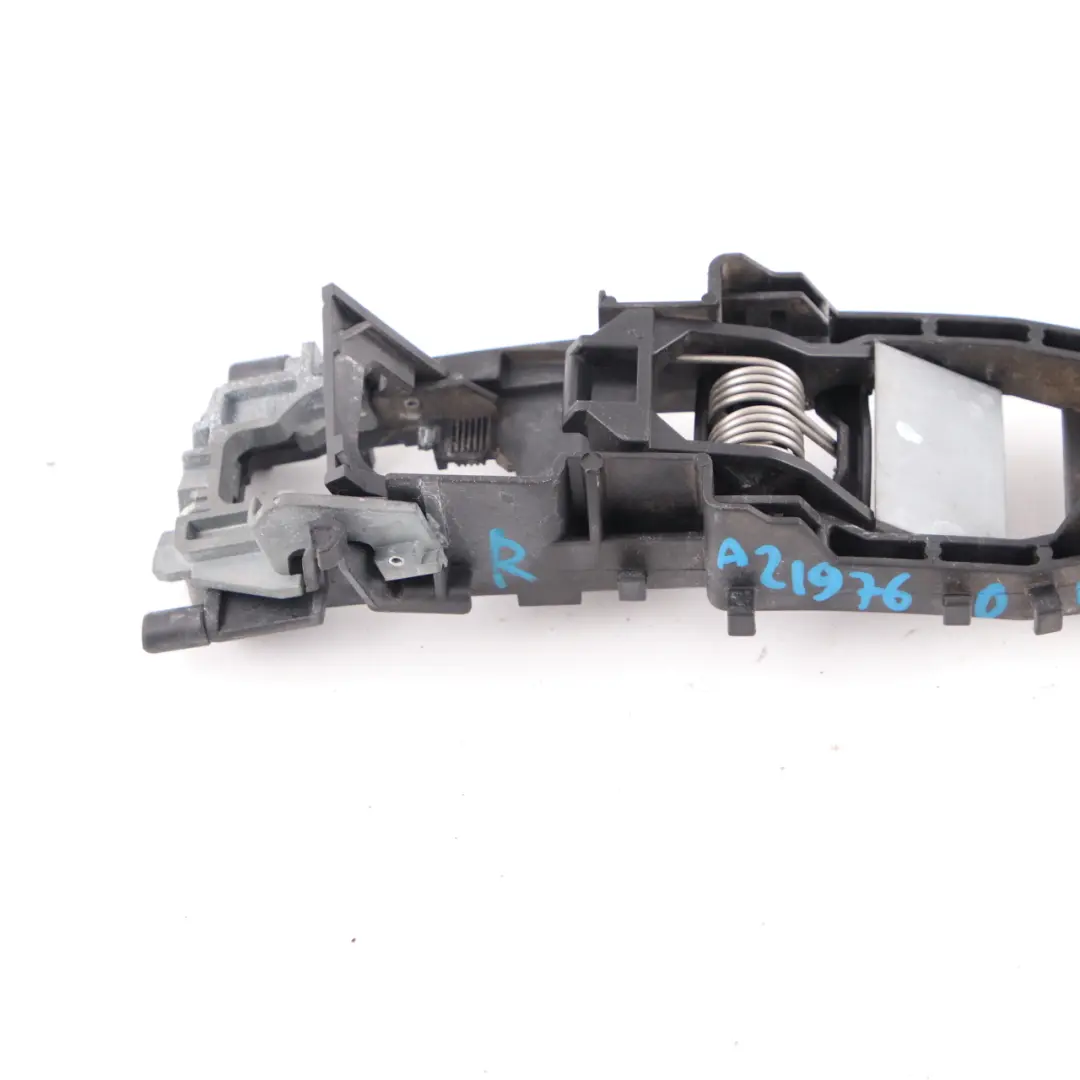 Mercedes W176 Haltegriff Träger Basis Hinten Rechts Tür A2047601634 - SKU A2197600634 - Teilenummer A2197600634