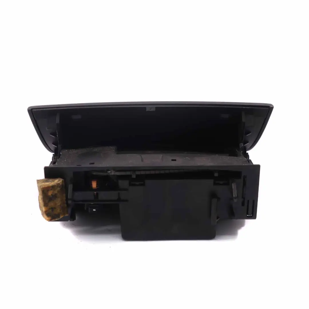  Console centrale Cendrier Mercedes W211 W219 Cendrier avant Bois A2116802852 - SKU A2198100011 - Numéro de pièce A2198100011