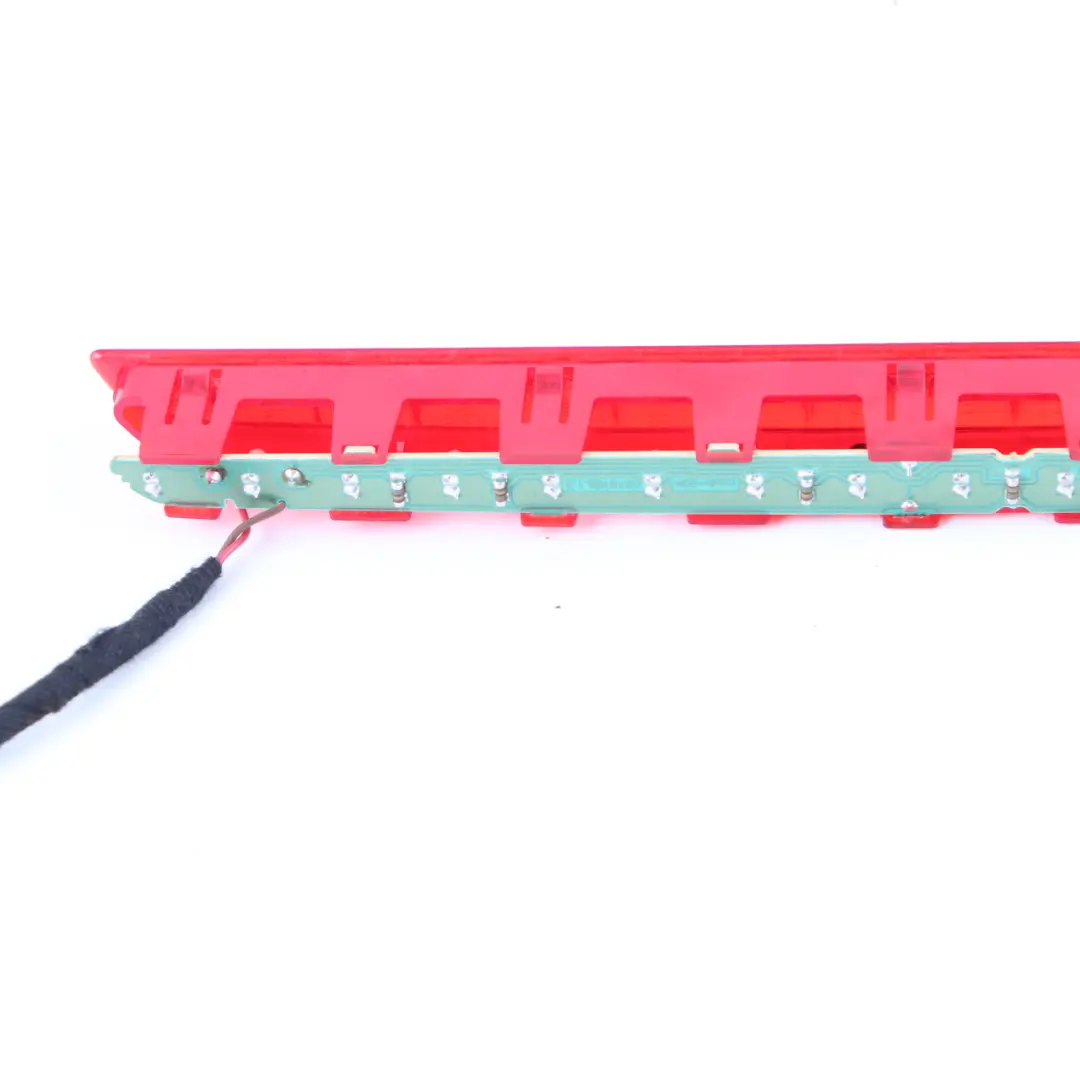 W219 Lampada Freno Terza Luce Posterior Stop Aggiuntivo per Mercedes CLS con numero di parte A2198200156 Mercedes CLS W219 Lampada Freno Terza Luce Posterior Stop Aggiuntivo - SKU A2198200156 - Numero di parte A2198200156